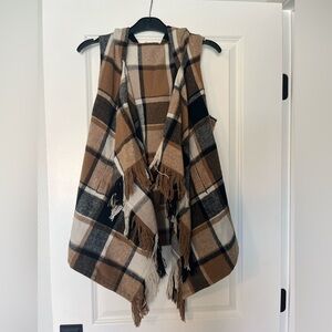 Altar’d State Brown/Black Checked Hooded Vest w/ pockets